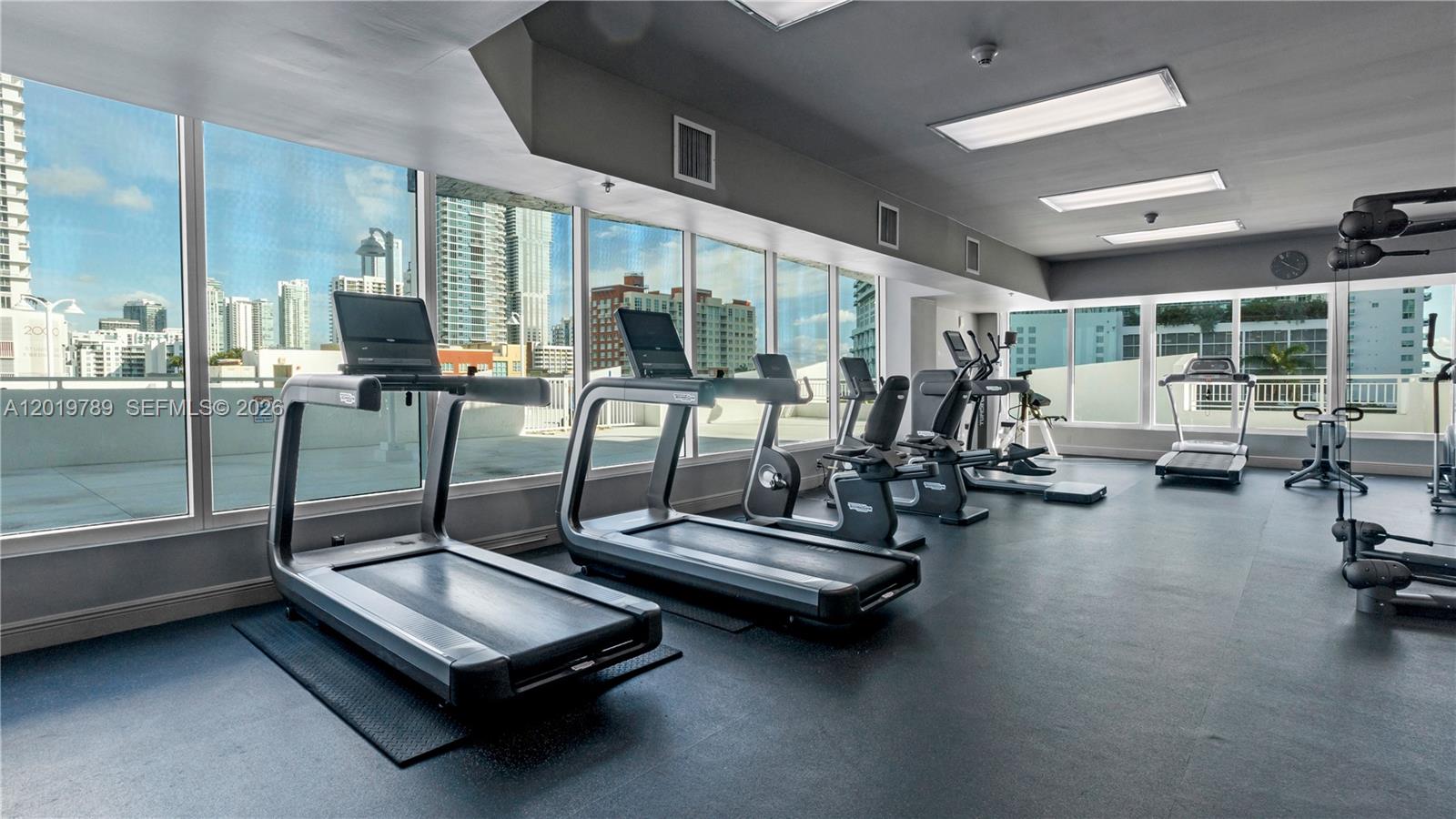 image 1800 Biscayne Plaza5