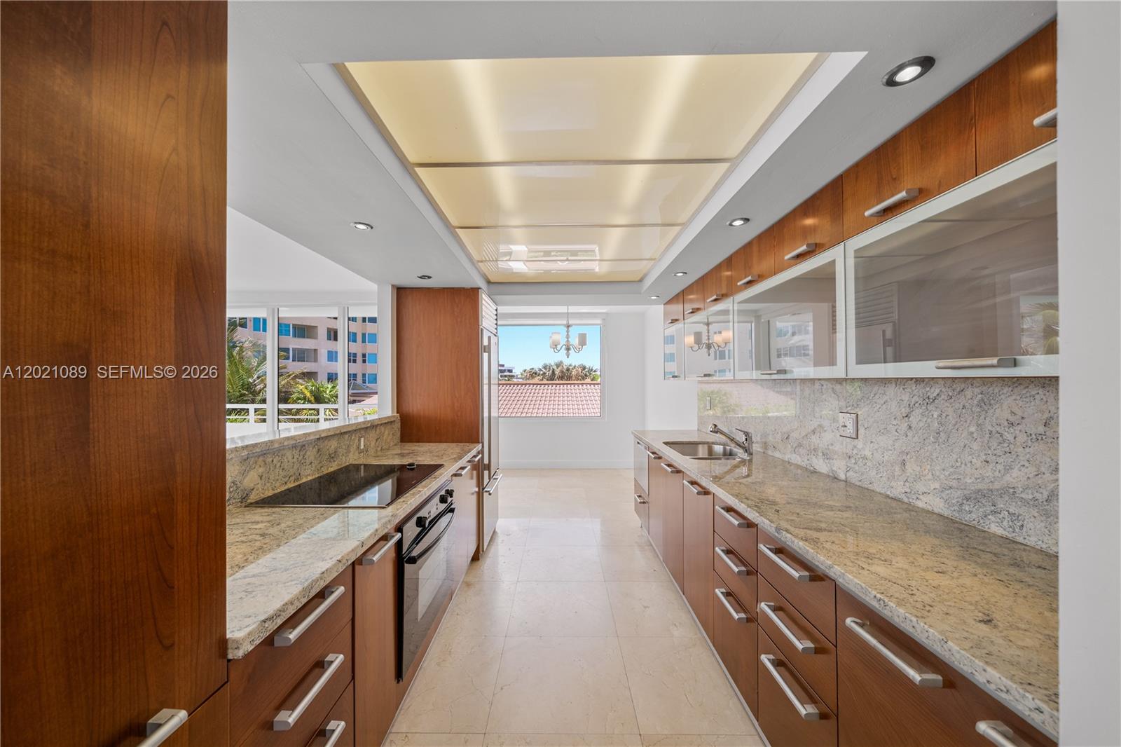 400 S Pointe Dr #409 Miami Beach, FL 33139