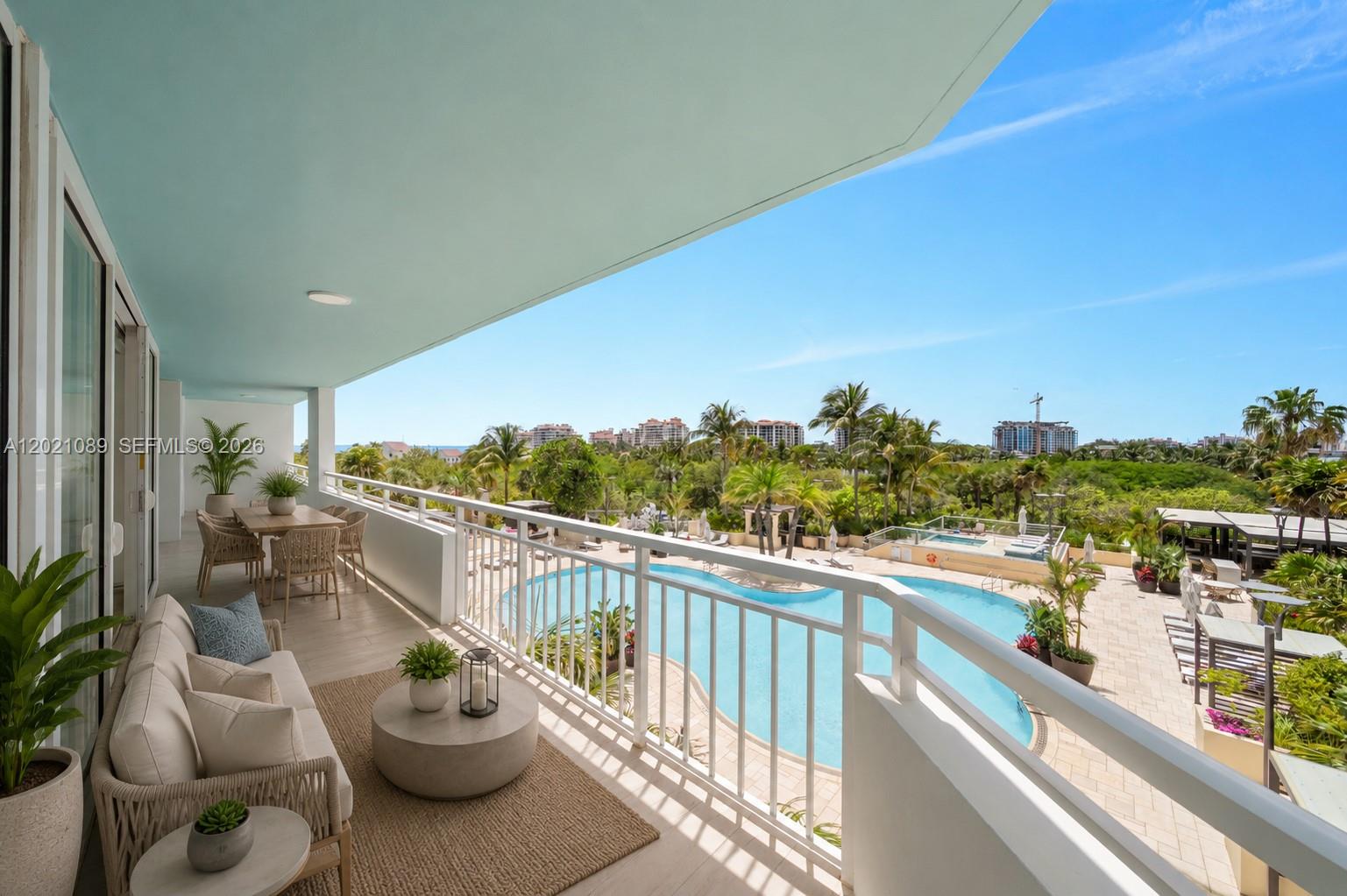 400 S Pointe Dr #409 Miami Beach, FL 33139
