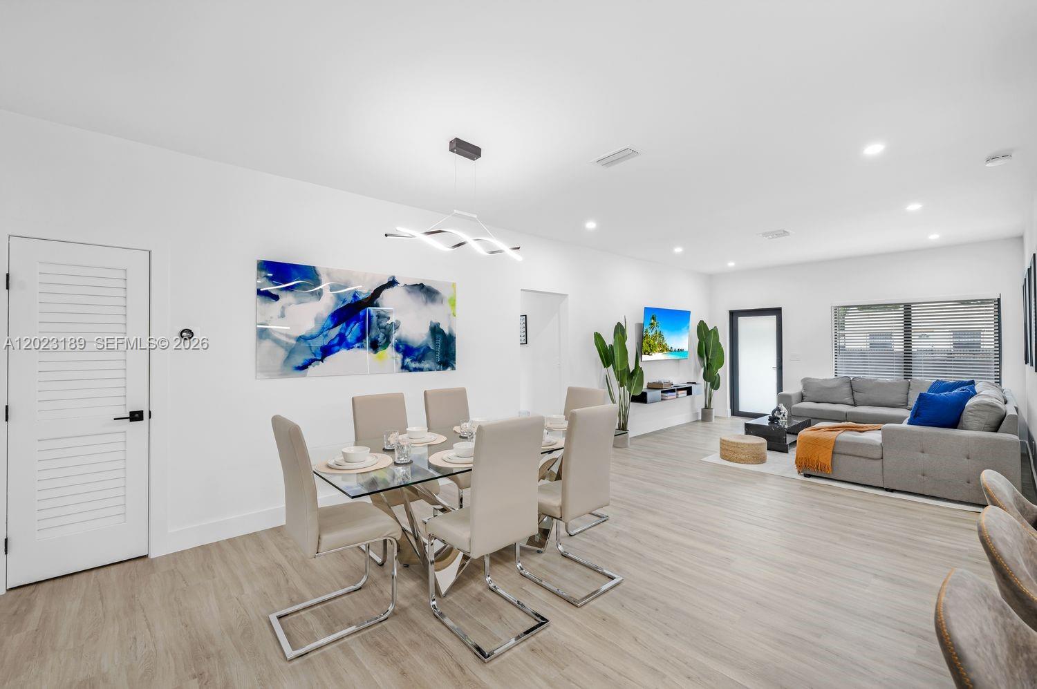 121 NW 53rd St Miami, FL 33127