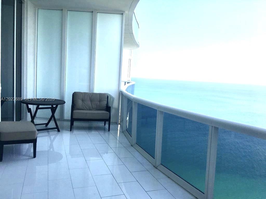 15811 Collins Ave #3807 Sunny Isles Beach, FL 33160