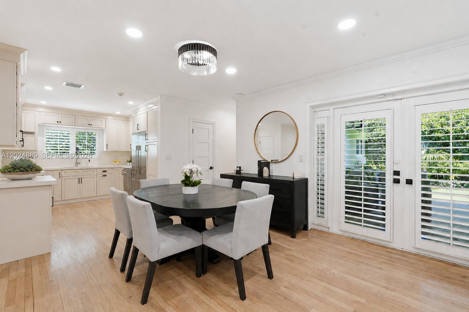 1505 Robbia Ave Coral Gables, FL 33146