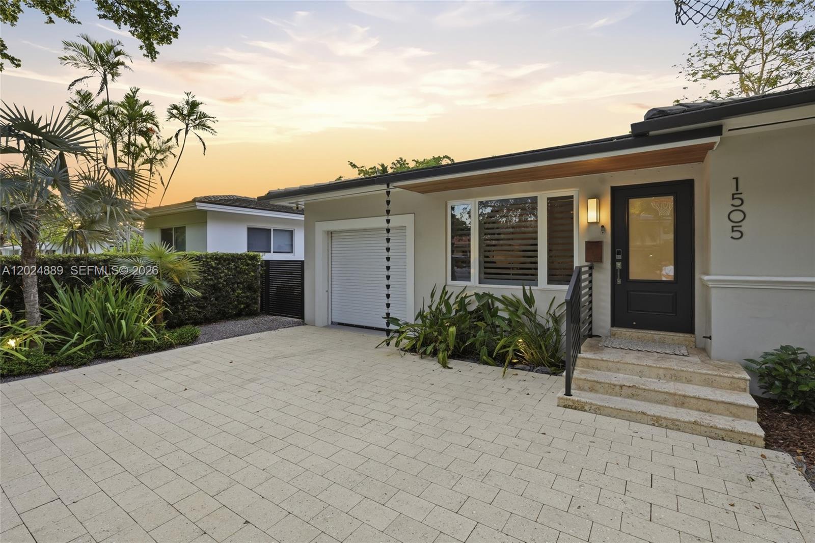 1505 Robbia Ave Coral Gables, FL 33146