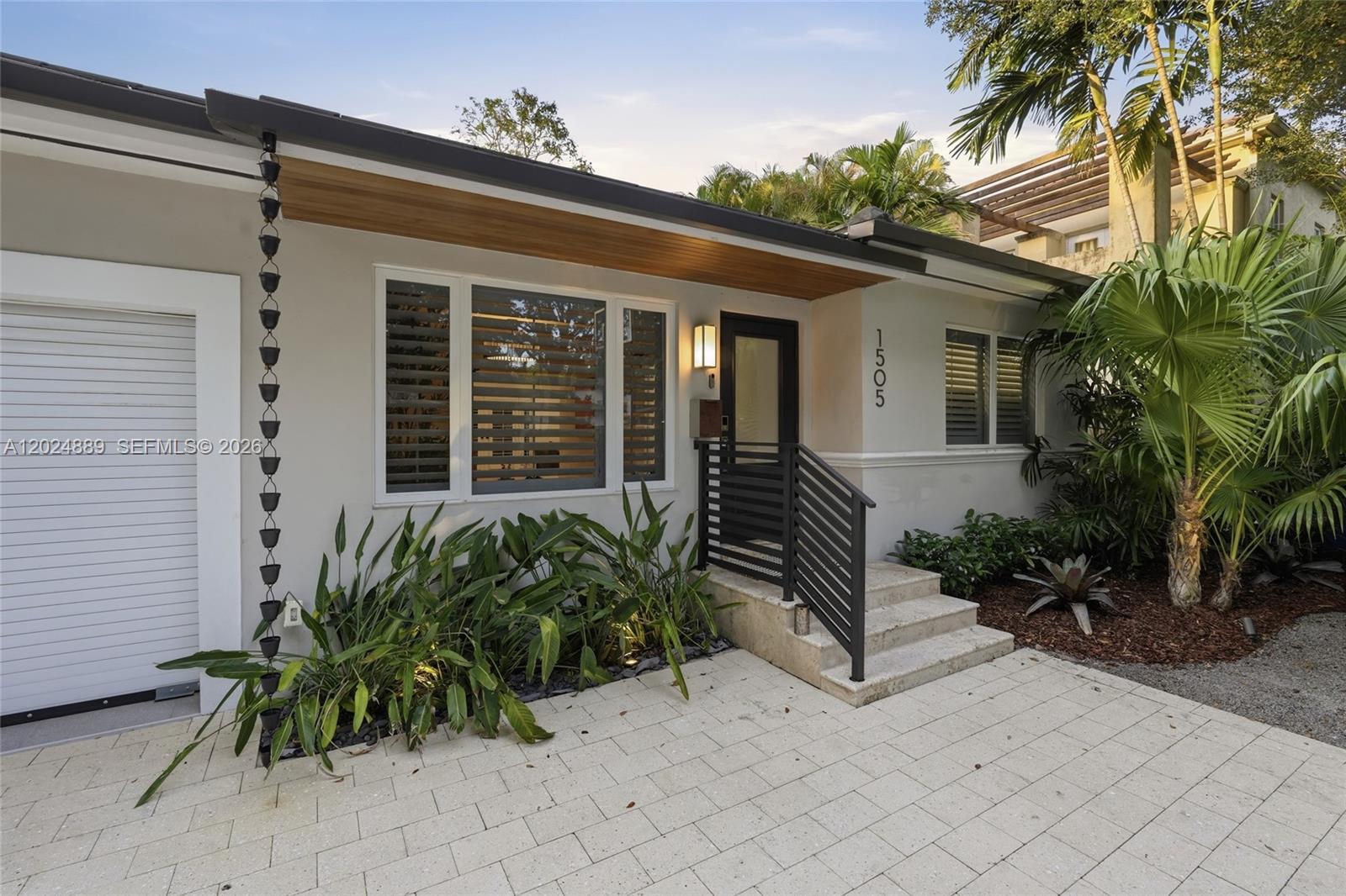 1505 Robbia Ave Coral Gables, FL 33146