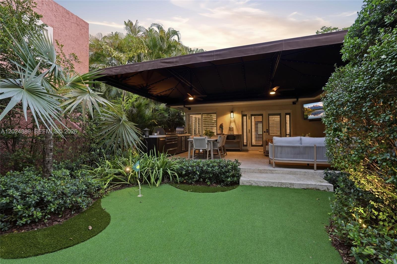 1505 Robbia Ave Coral Gables, FL 33146