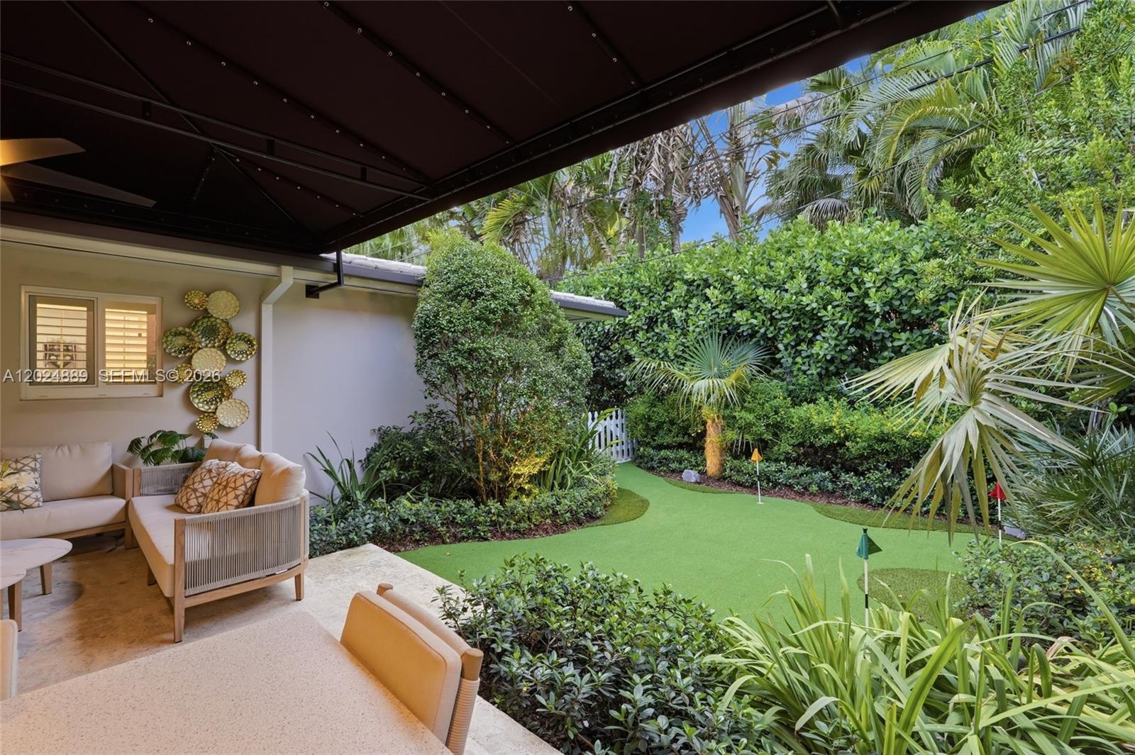 1505 Robbia Ave Coral Gables, FL 33146