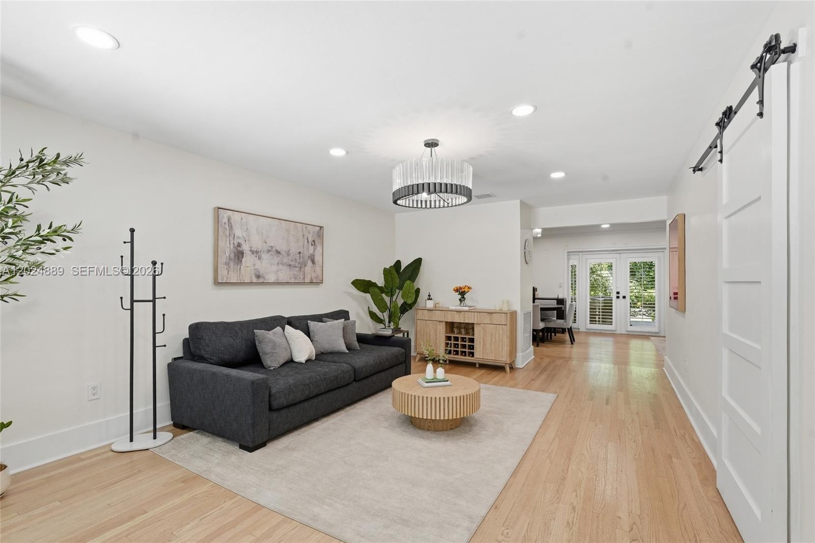 1505 Robbia Ave Coral Gables, FL 33146