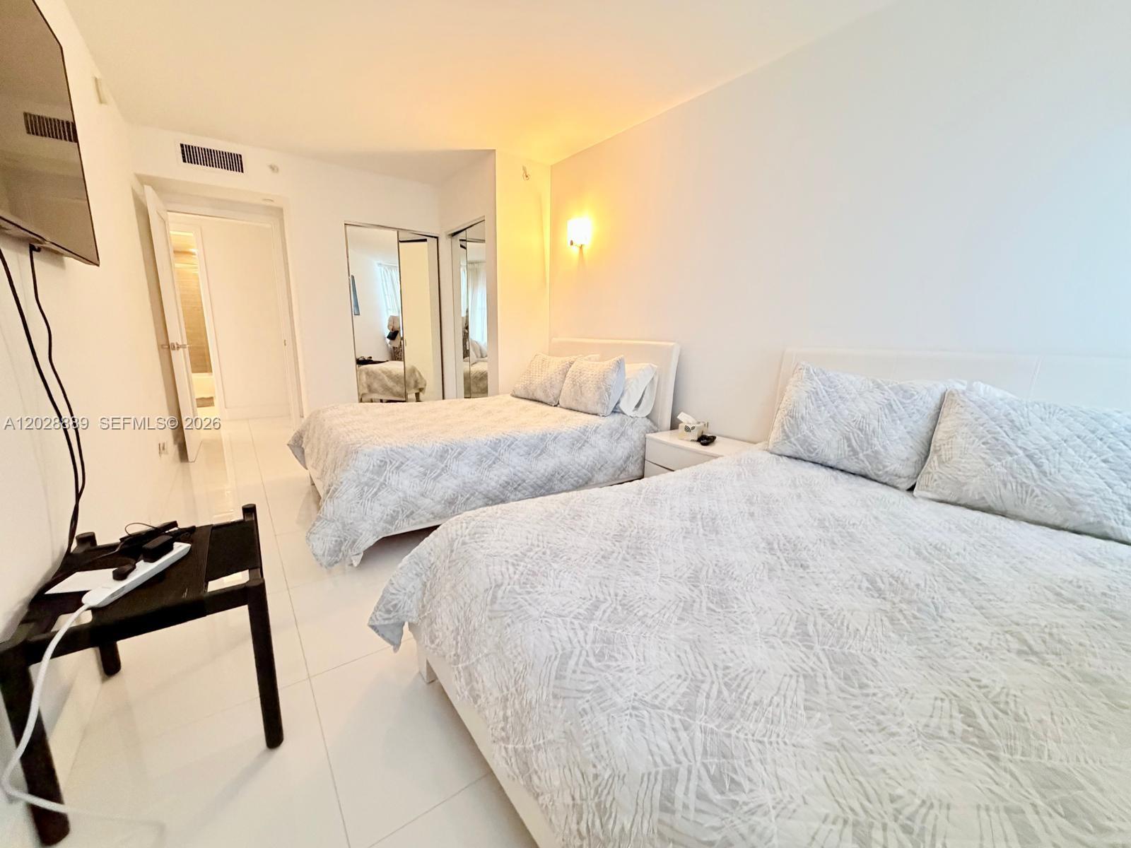 100 Lincoln Rd #1504 Miami Beach, FL 33139