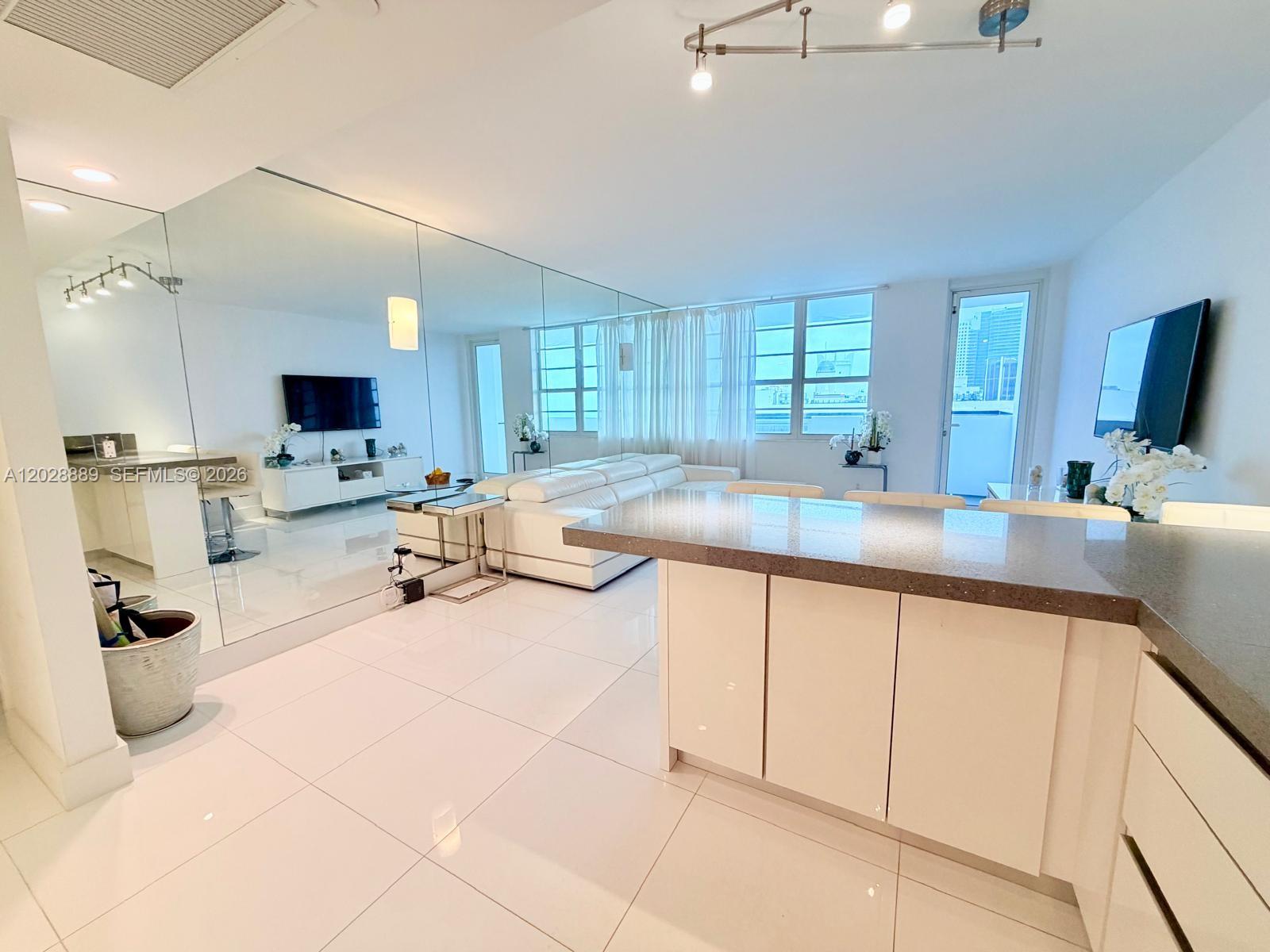 100 Lincoln Rd #1504 Miami Beach, FL 33139