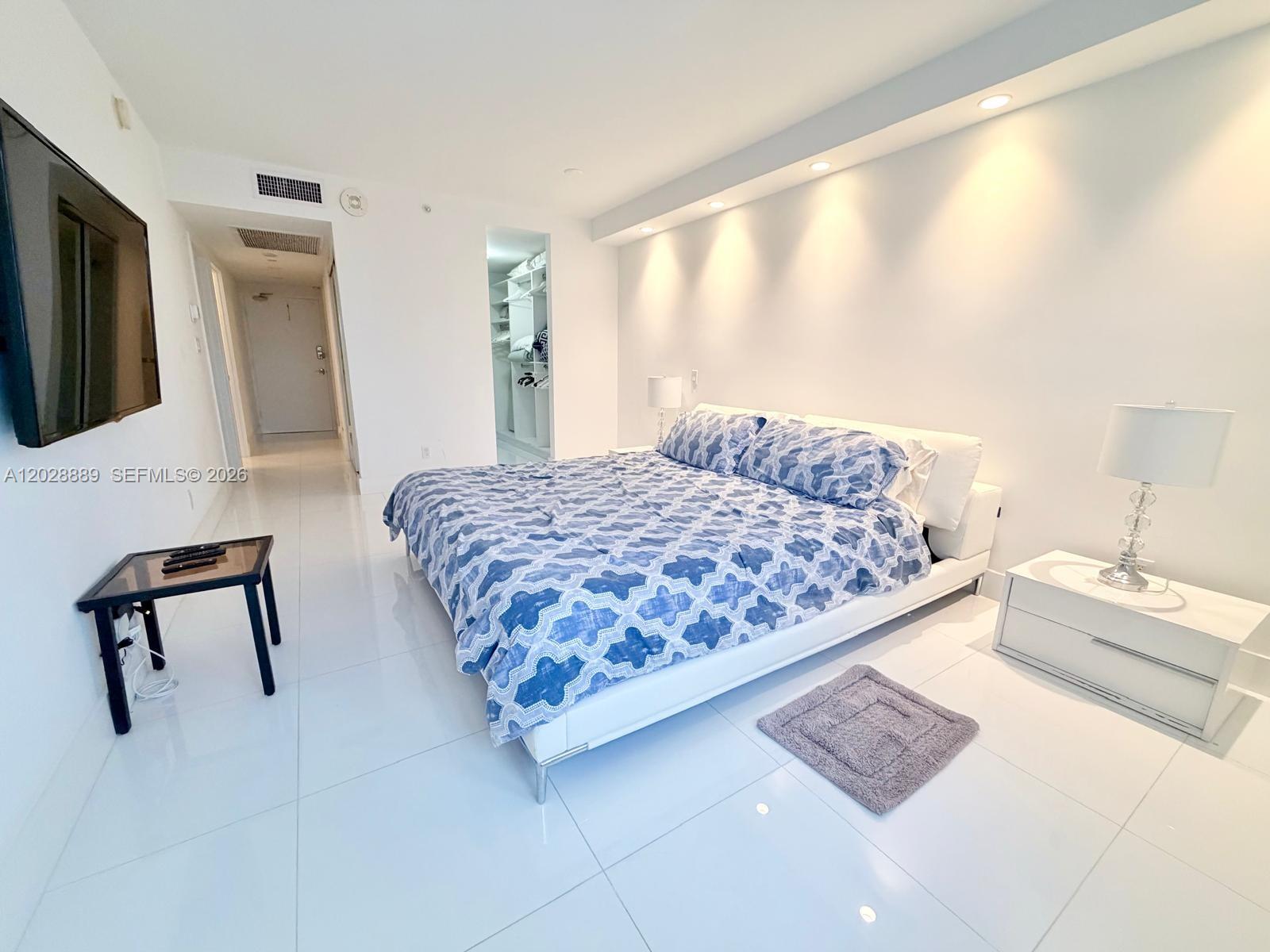 100 Lincoln Rd #1504 Miami Beach, FL 33139