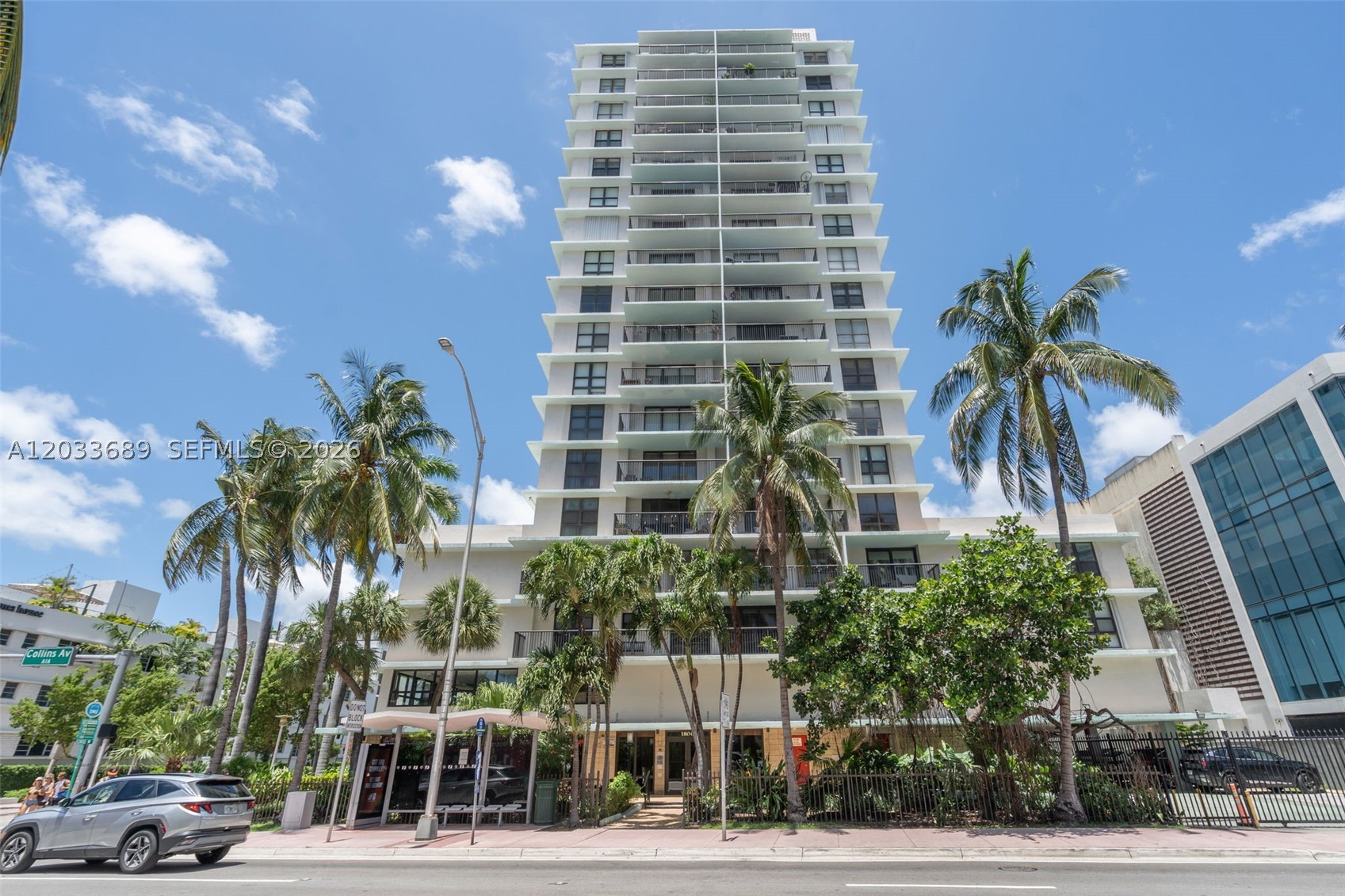 1800 Collins Ave #10F
