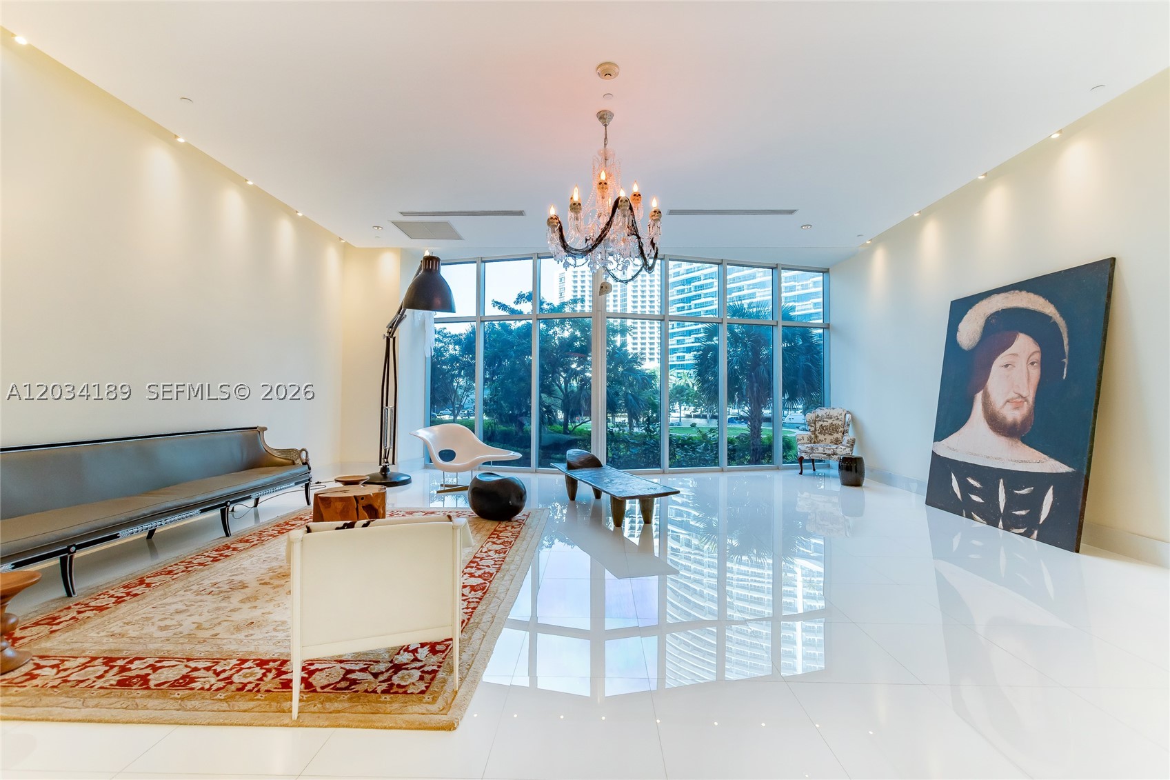475 Brickell Ave #4115 Miami, FL 33131