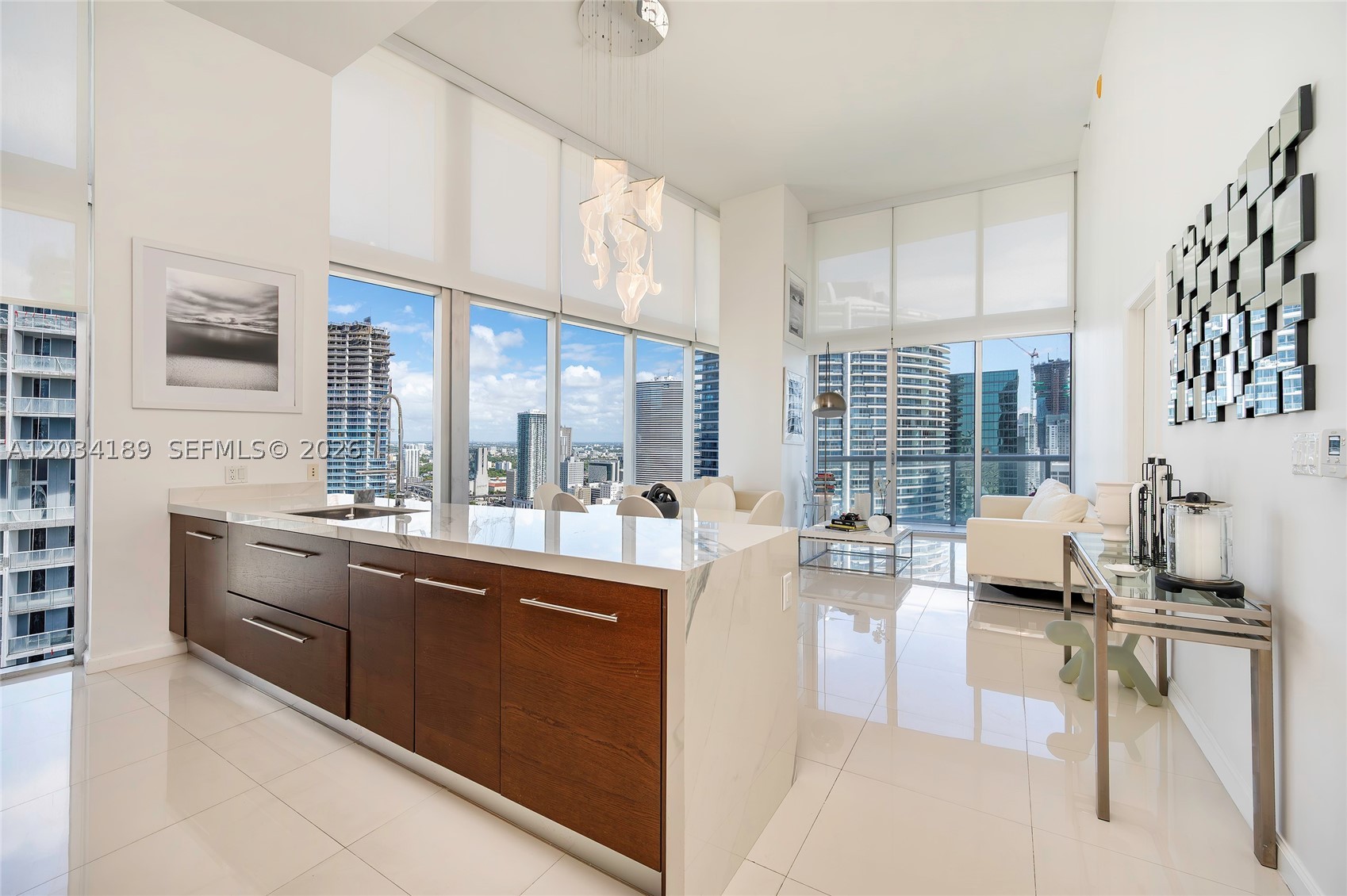 475 Brickell Ave #4115 Miami, FL 33131
