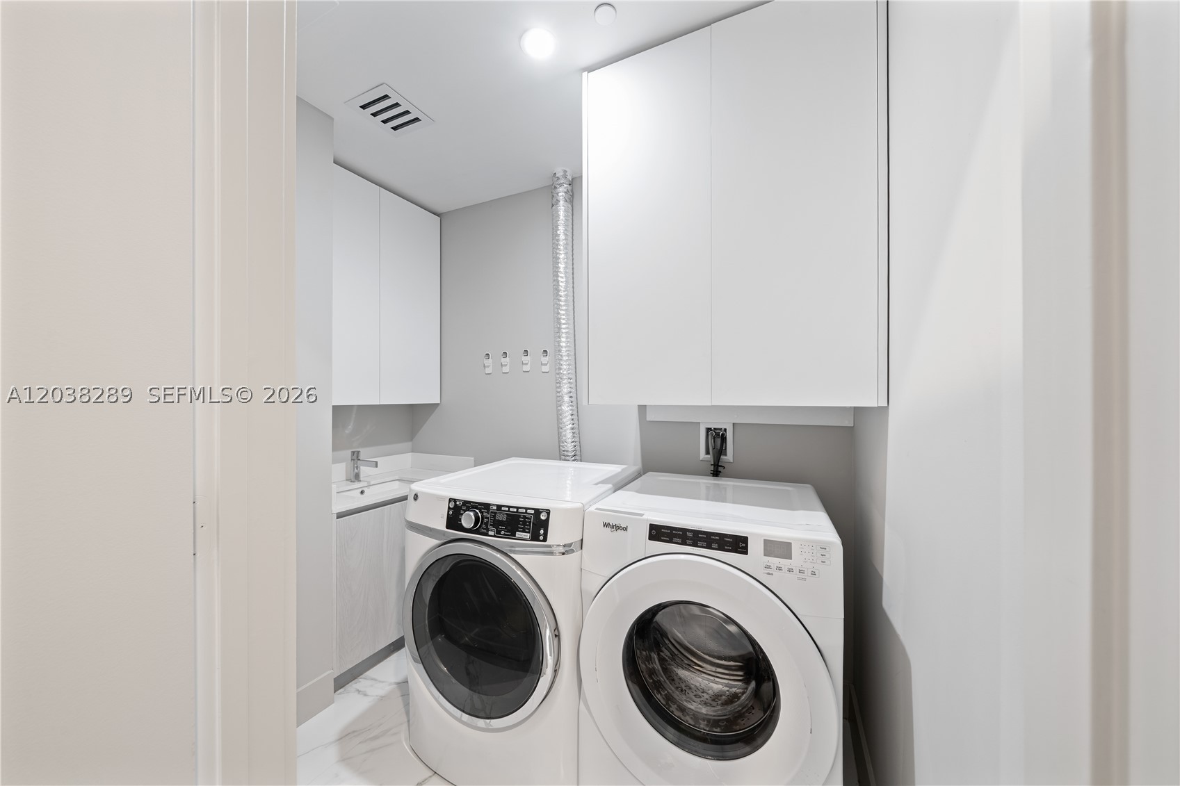 3131 NE 7th Ave #PH5201 Miami, FL 33137