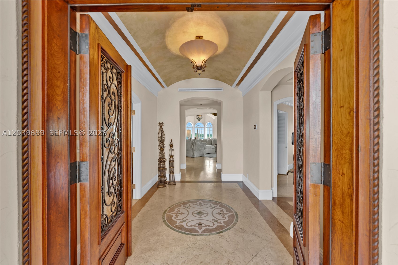 2244 Fisher Is Dr #3404 Miami Beach, FL 33109