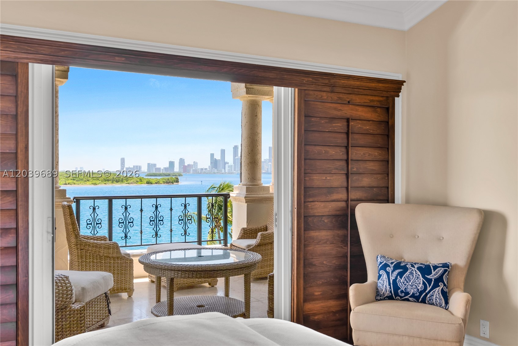 2244 Fisher Is Dr #3404 Miami Beach, FL 33109