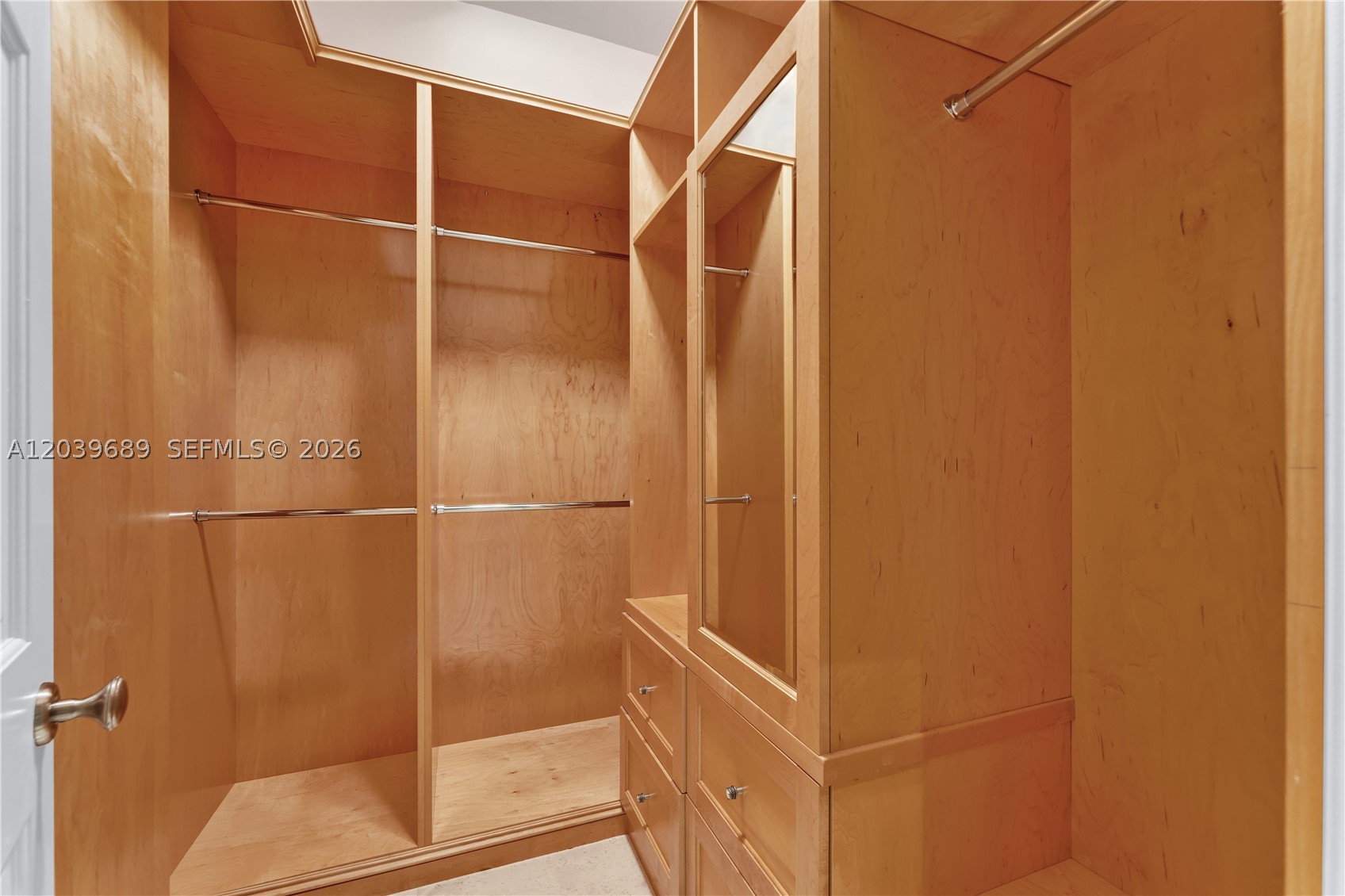 2244 Fisher Is Dr #3404 Miami Beach, FL 33109