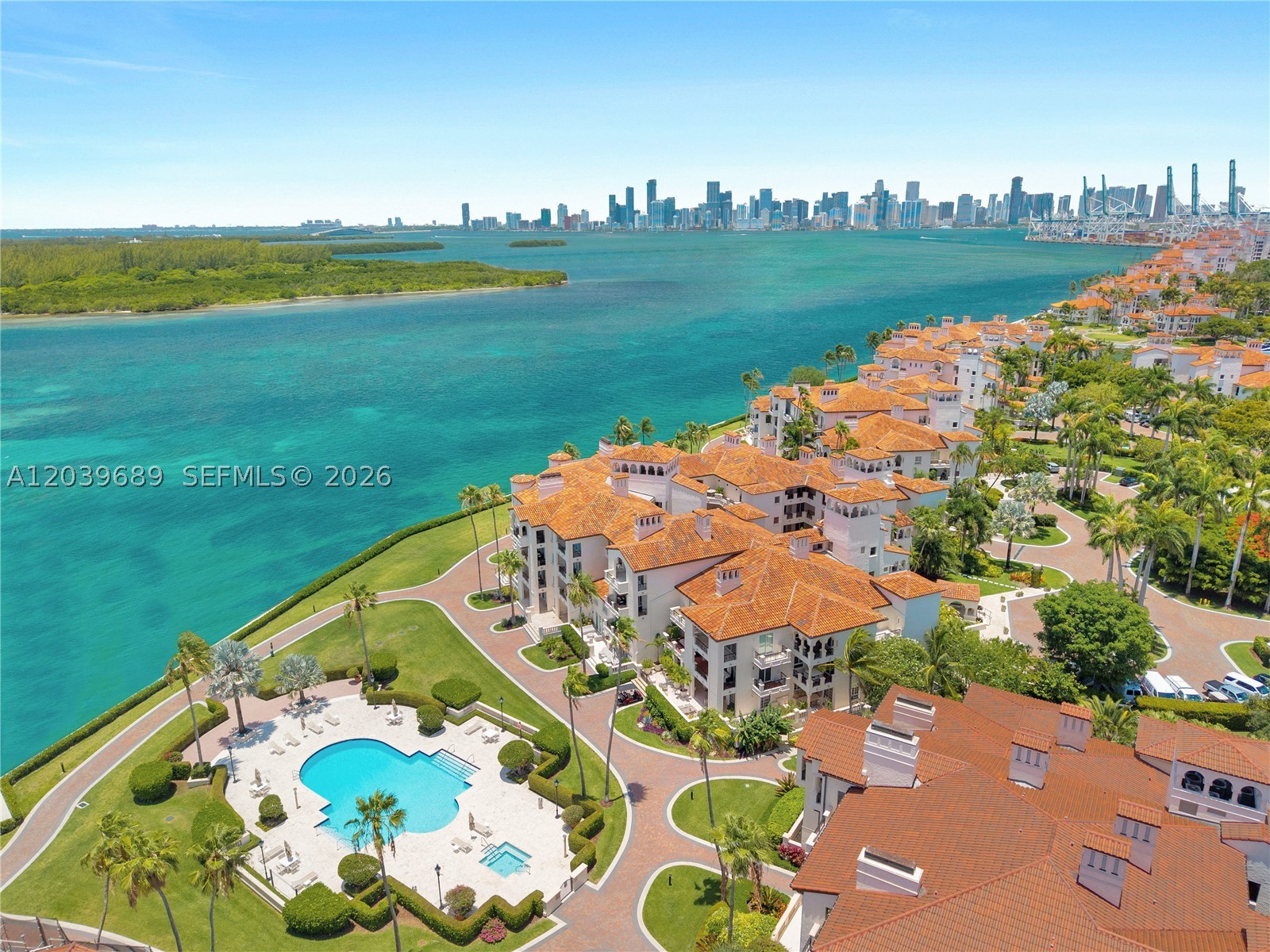 2244 Fisher Is Dr #3404 Miami Beach, FL 33109