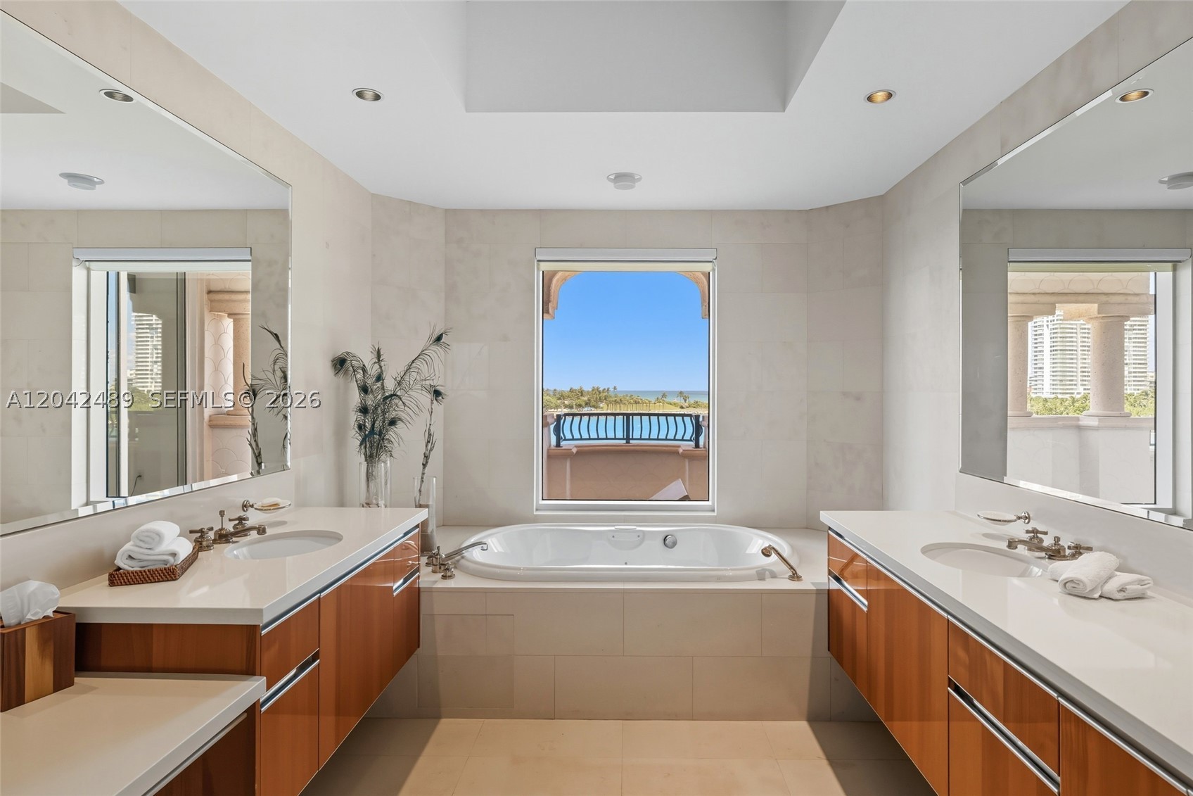 7141 Fisher Is Dr #7141 Miami Beach, FL 33109