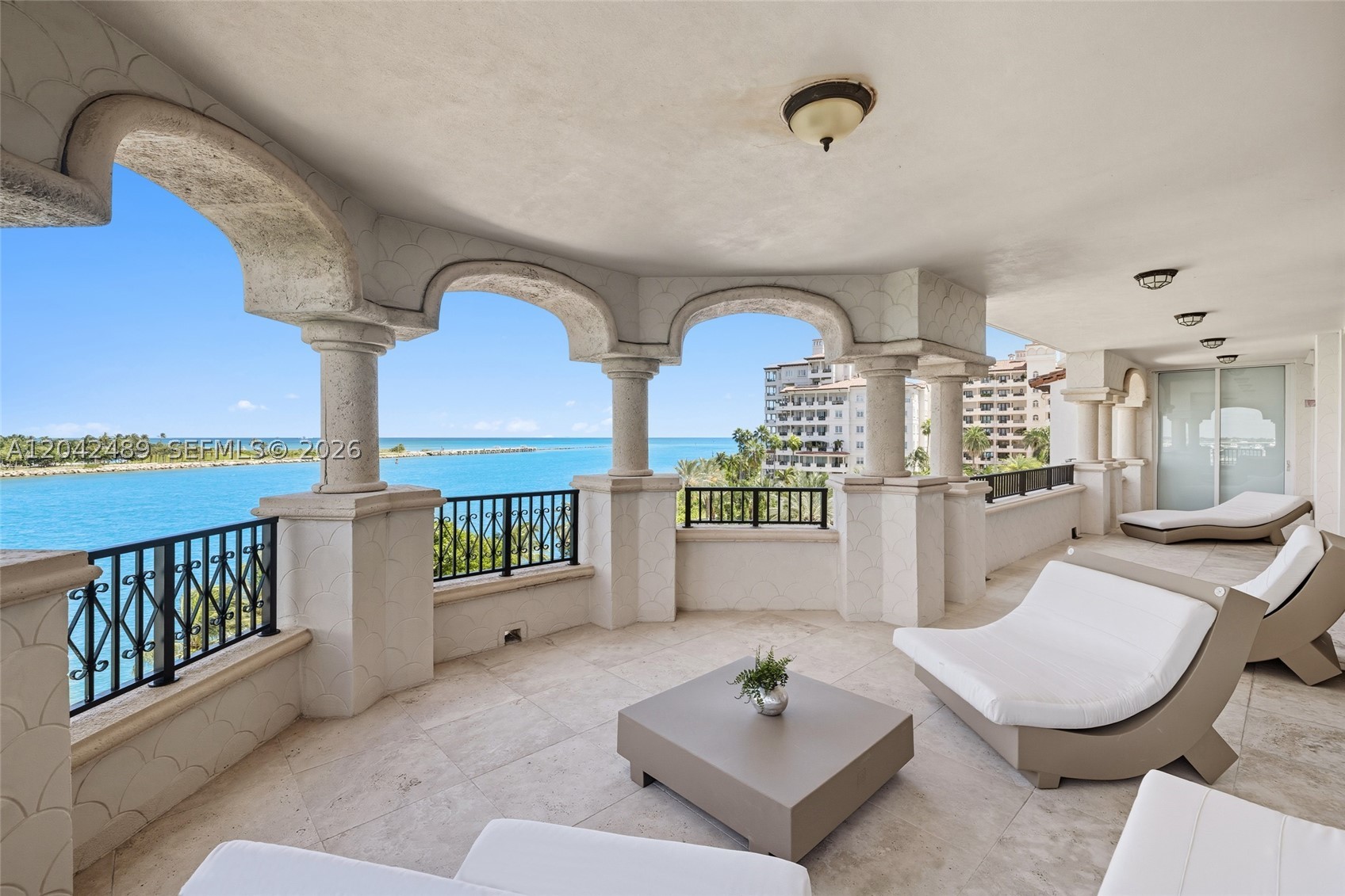 7141 Fisher Is Dr #7141 Miami Beach, FL 33109