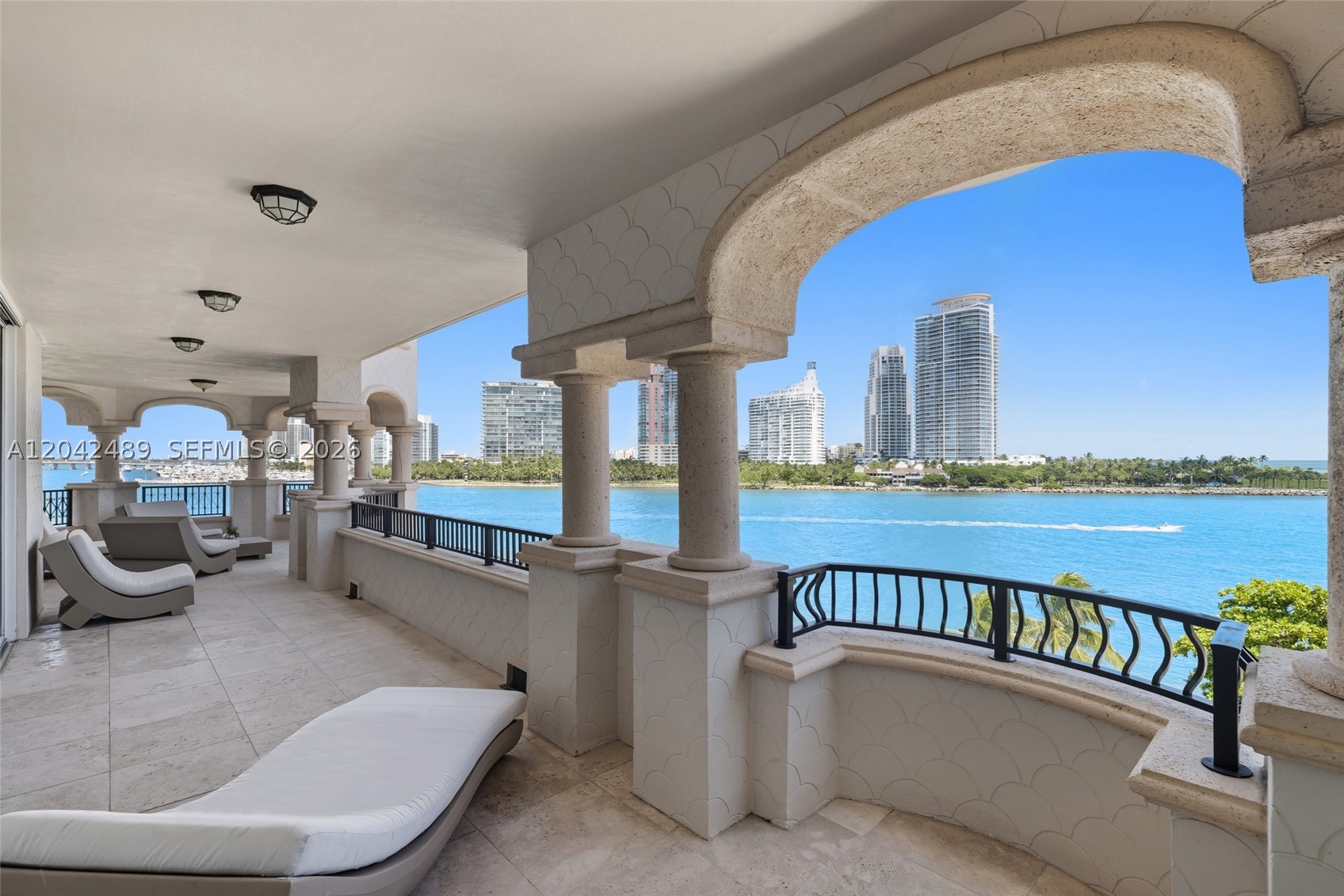 7141 Fisher Is Dr #7141 Miami Beach, FL 33109