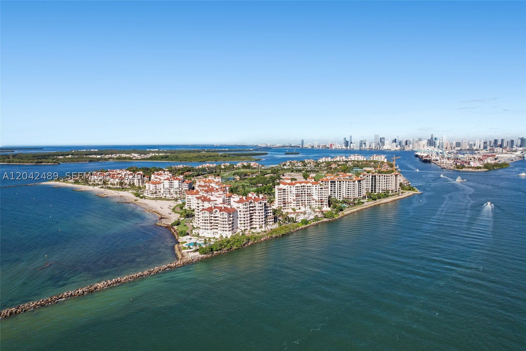 7141 Fisher Is Dr #7141 Miami Beach, FL 33109