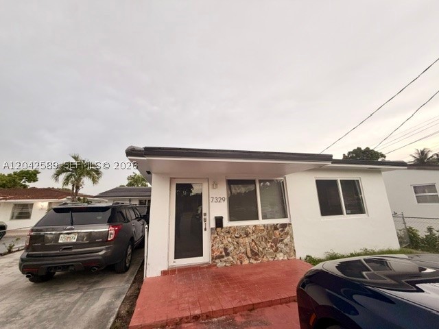 7329 SW 22nd St