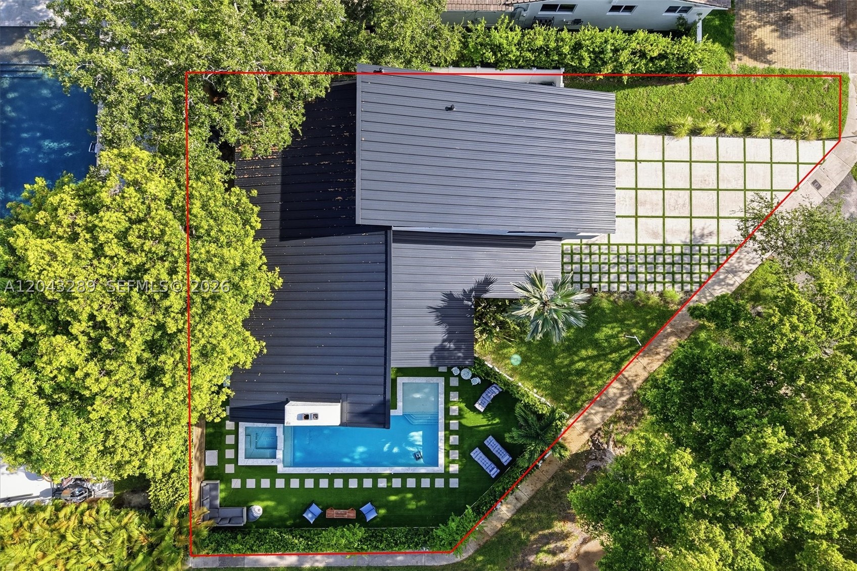 9200 NE 12th Ave Miami Shores, FL 33138