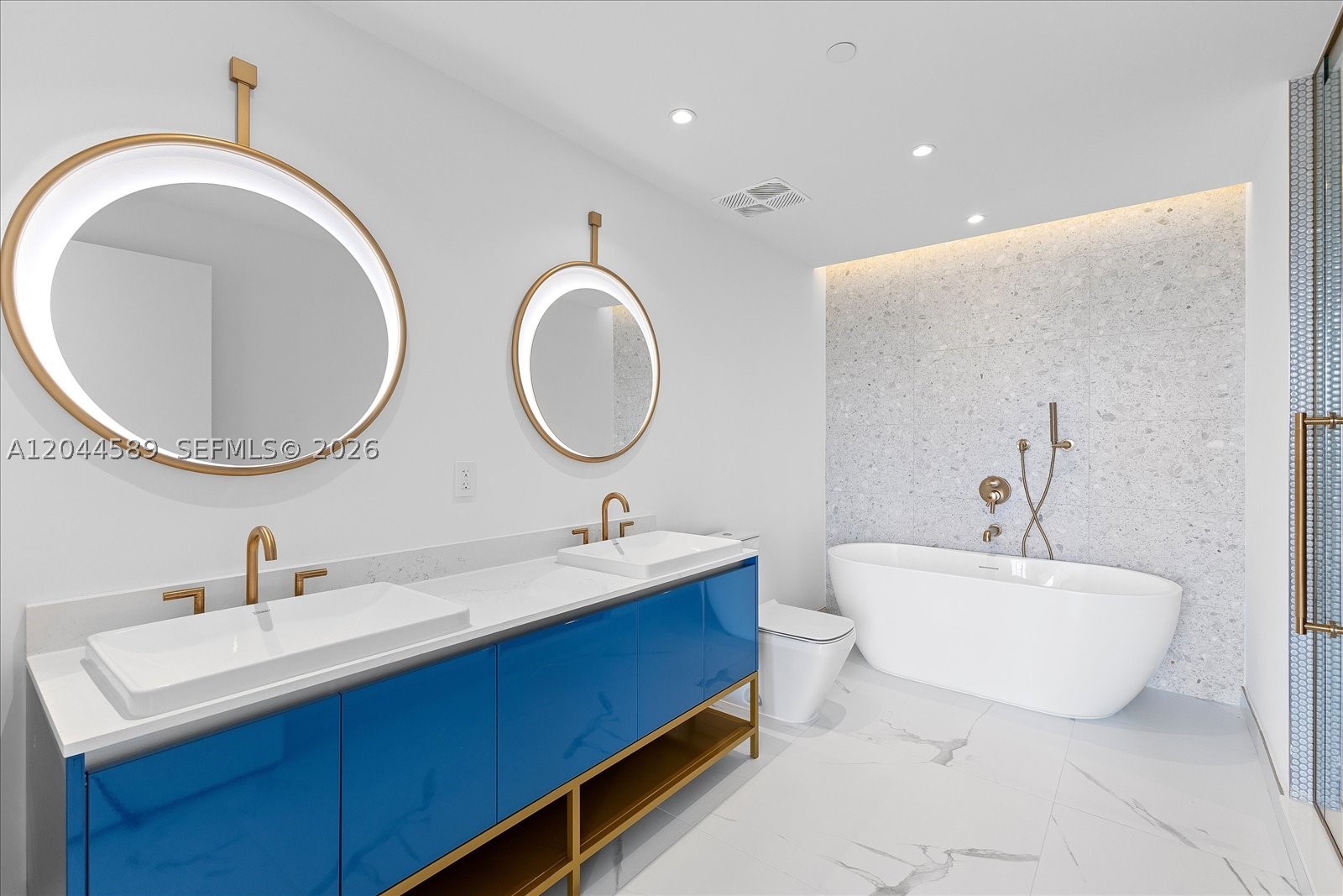 2678 Tigertail Ave #1001 Miami, FL 33133