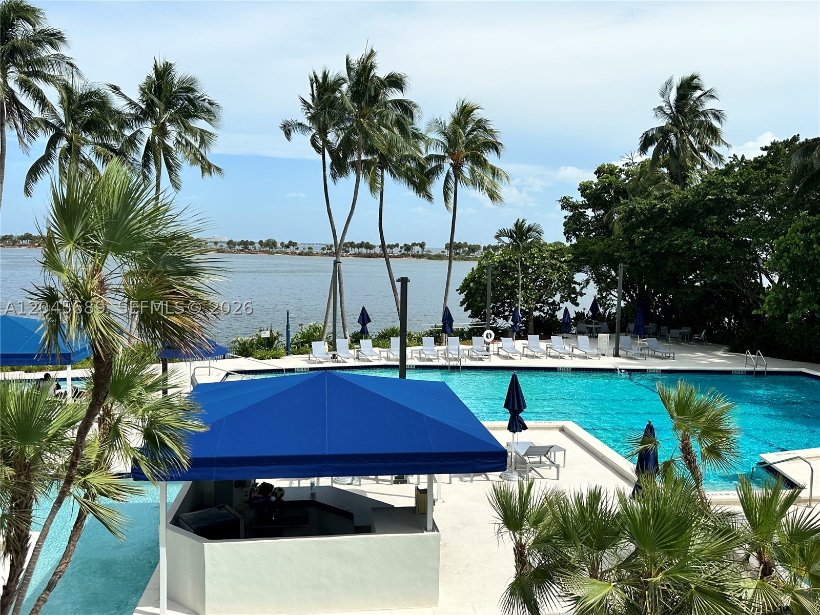 image Brickell Bay Club15