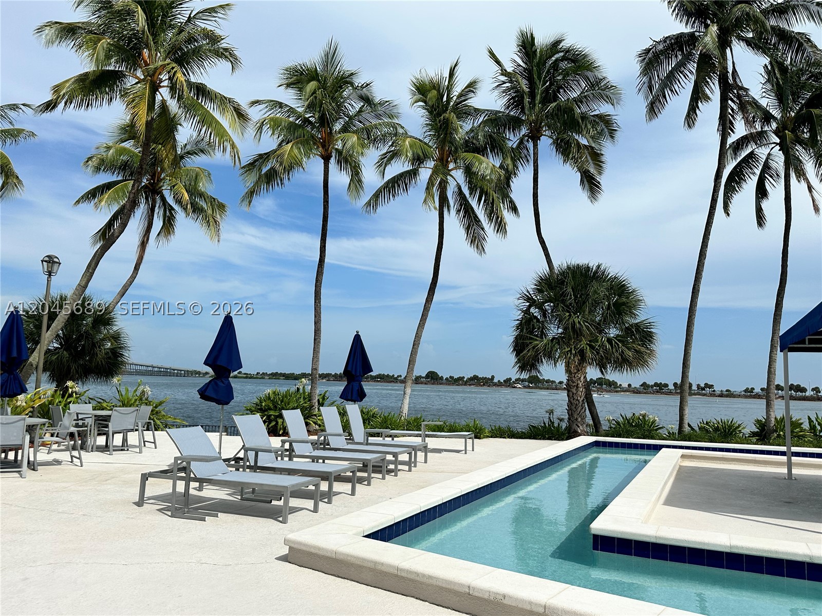 image Brickell Bay Club16