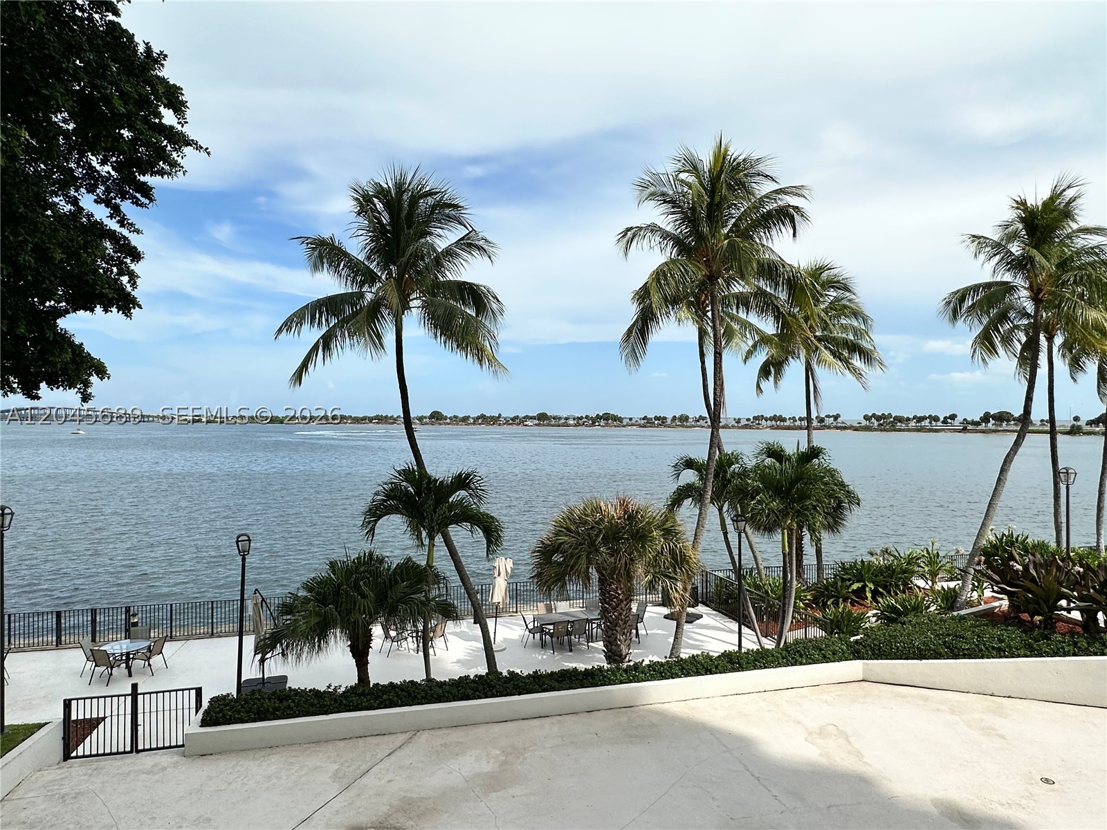 image Brickell Bay Club18