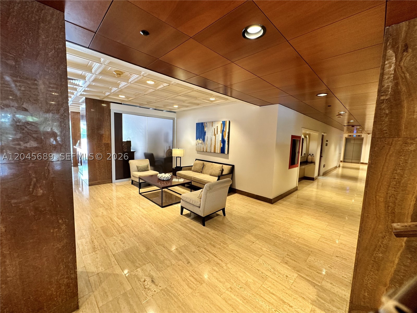 image Brickell Bay Club21