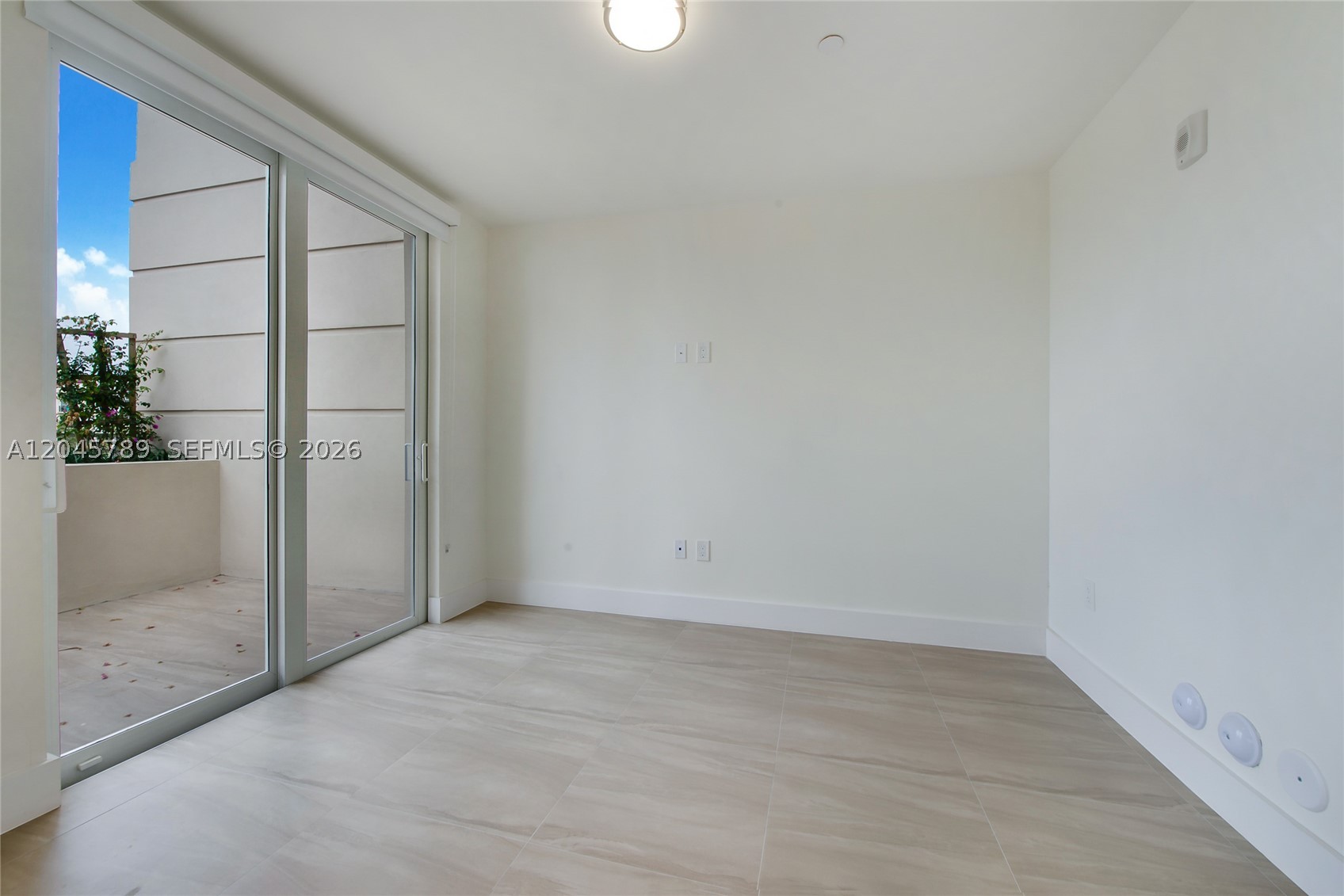 120 Salamanca Ave #PH Coral Gables, FL 33134