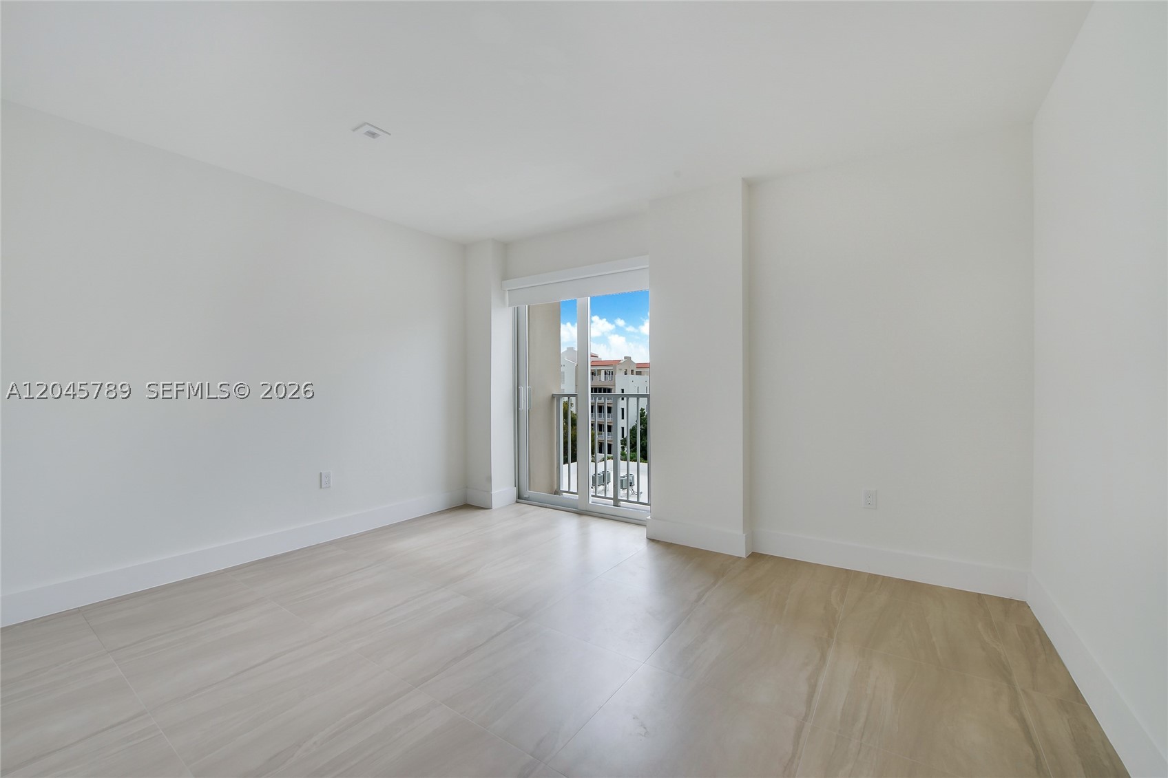 120 Salamanca Ave #PH Coral Gables, FL 33134