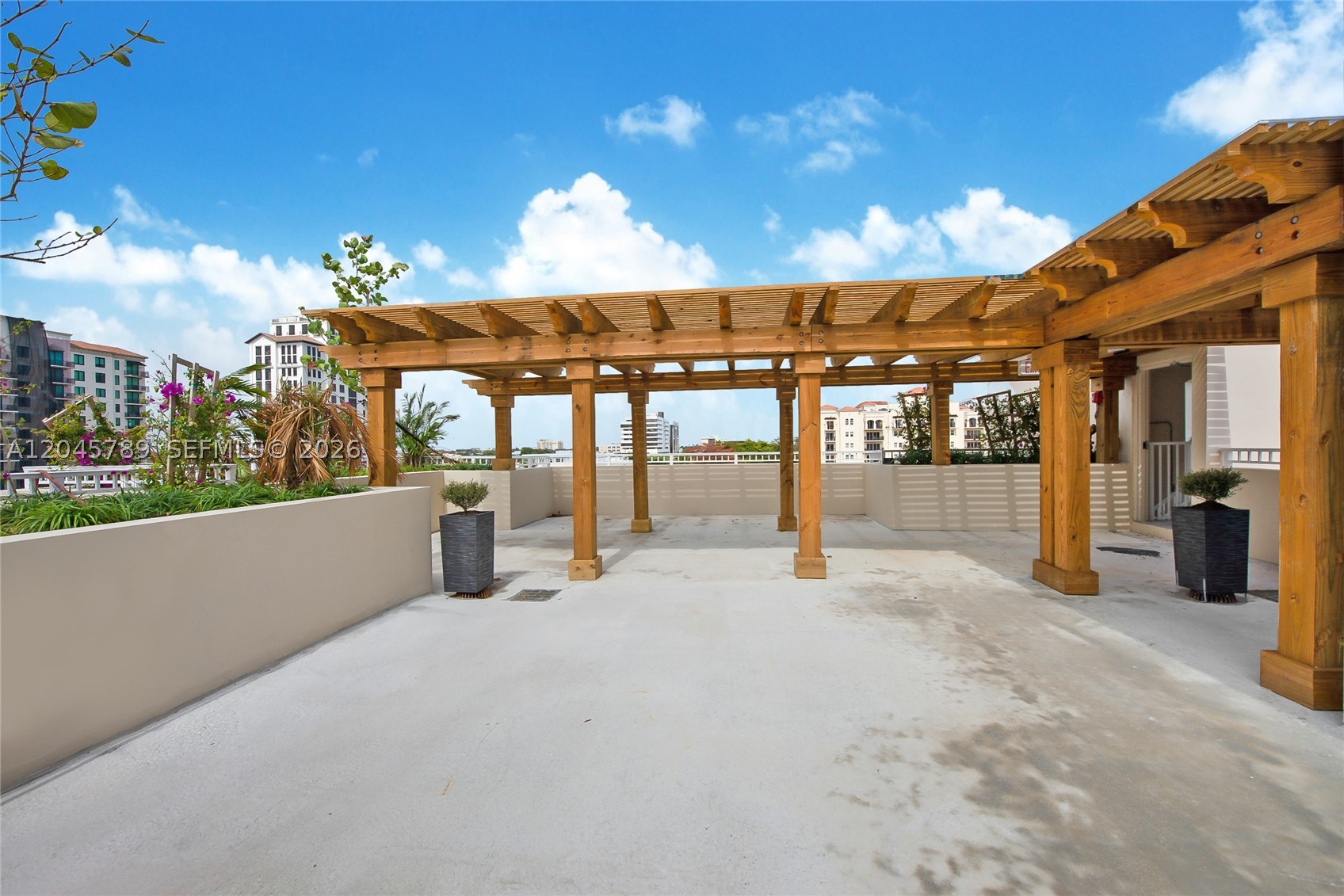 120 Salamanca Ave #PH Coral Gables, FL 33134