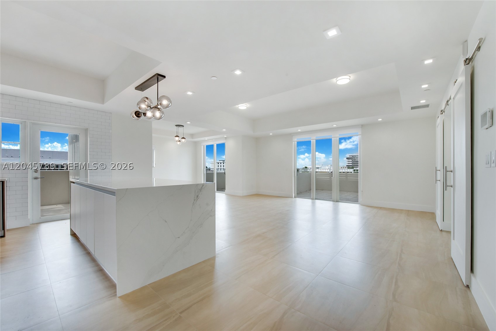 120 Salamanca Ave #PH Coral Gables, FL 33134