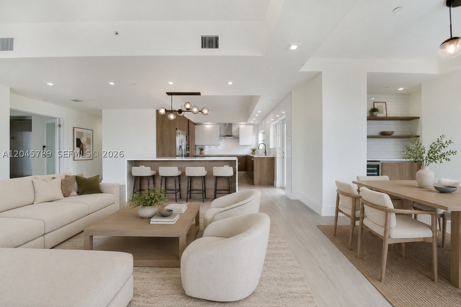 120 Salamanca Ave #PH Coral Gables, FL 33134