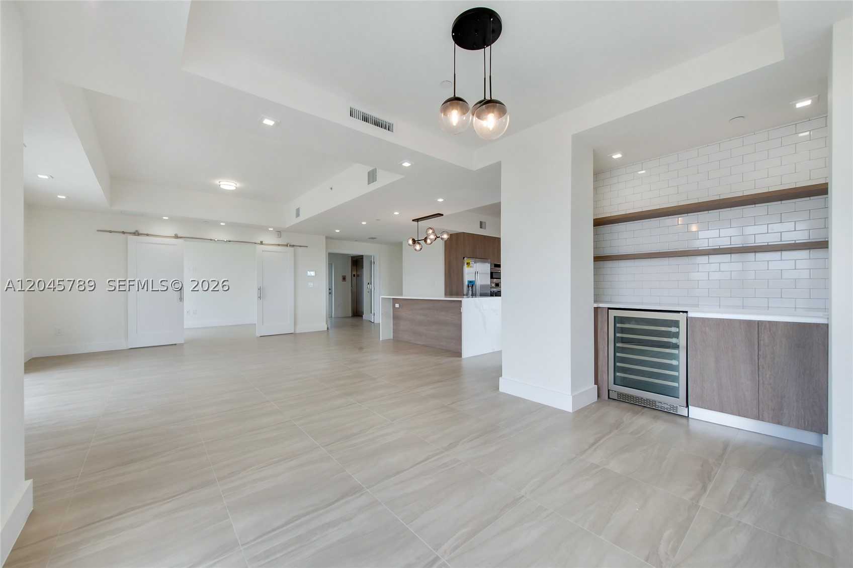 120 Salamanca Ave #PH Coral Gables, FL 33134