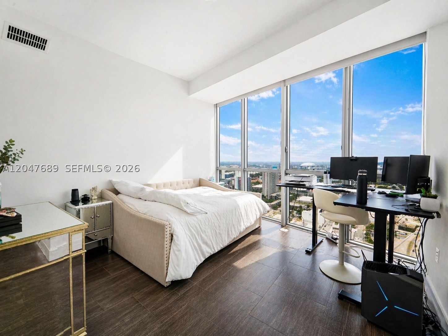 image Marquis Residences8
