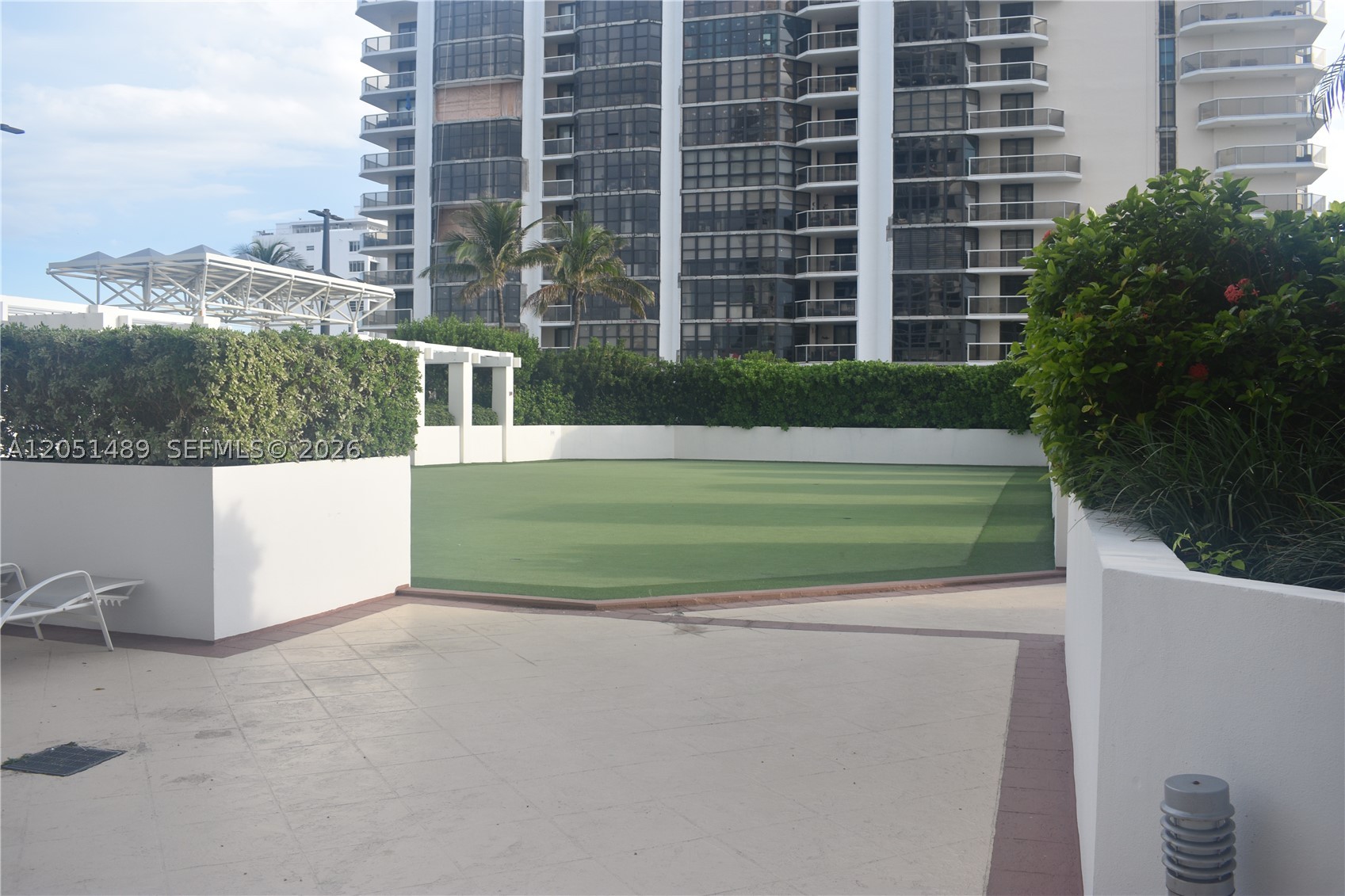 image Akoya57