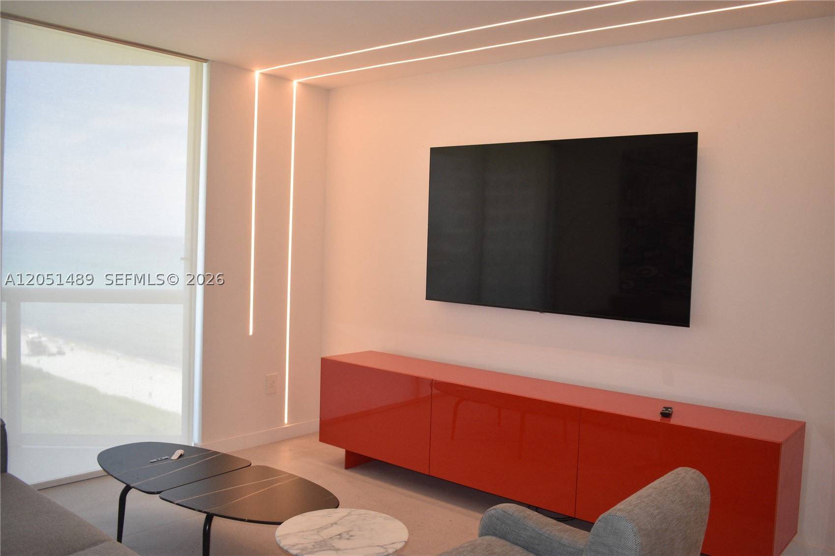 image Akoya5