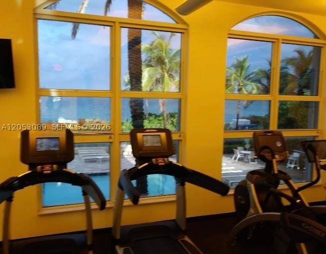 image 2080 Ocean Drive35