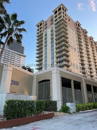 image 2080 Ocean Drive37