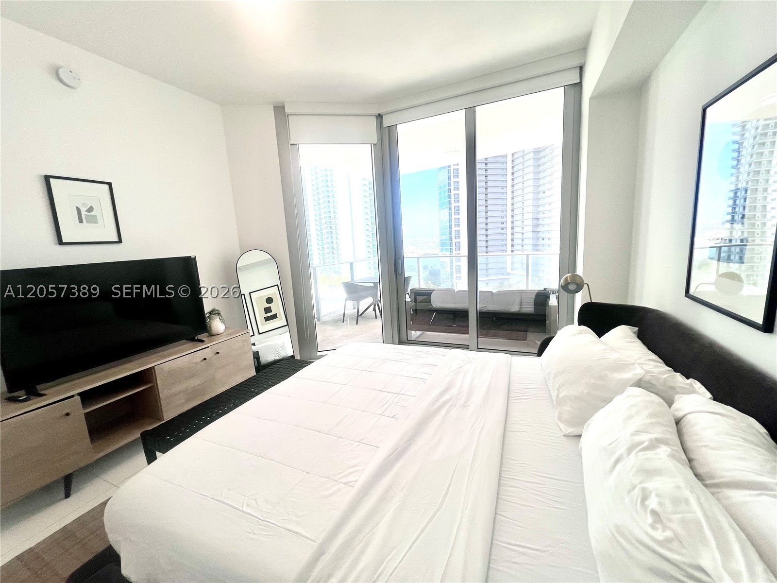 image Paramount Miami Worldcenter10