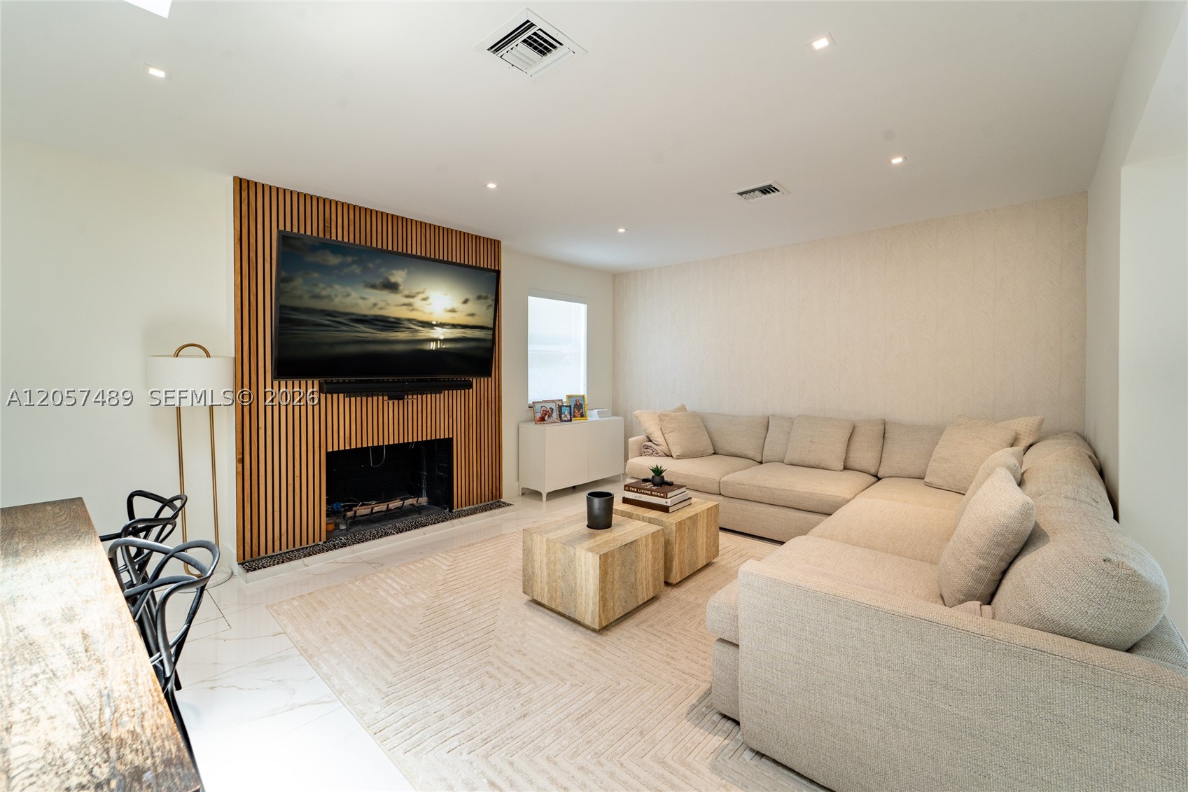 1777 Daytonia Rd Miami Beach, FL 33141