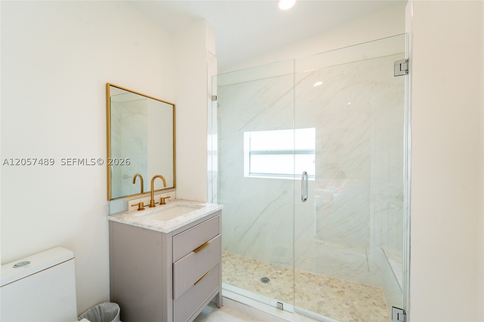 1777 Daytonia Rd Miami Beach, FL 33141