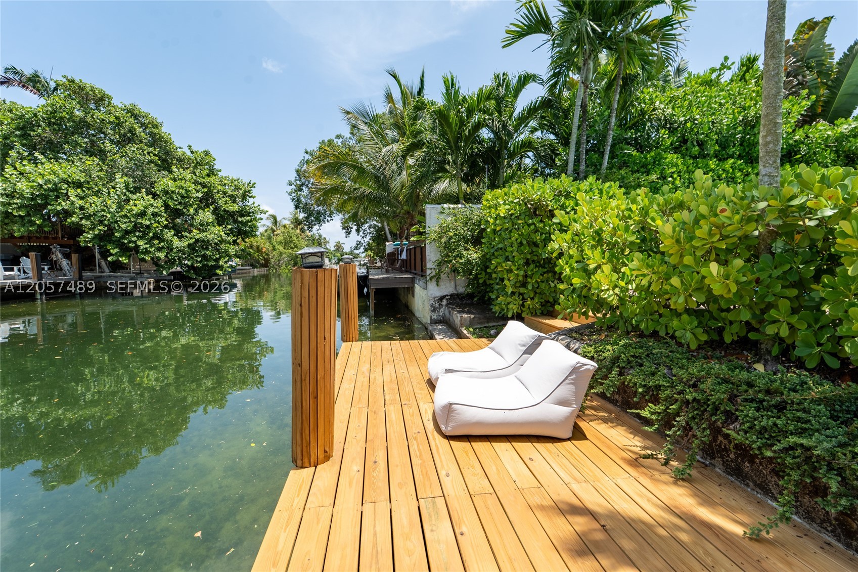 1777 Daytonia Rd Miami Beach, FL 33141