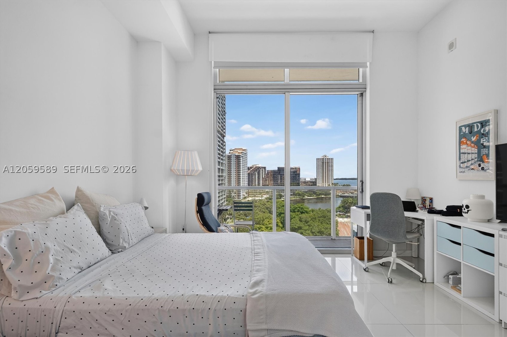 image 500 Brickell East14