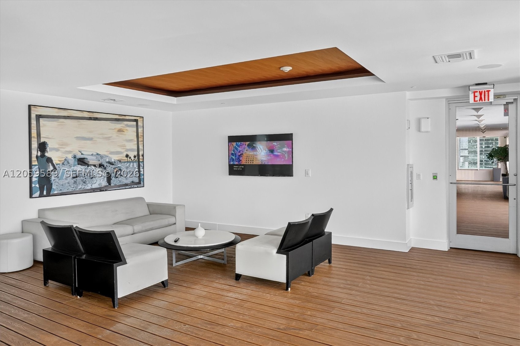 image 500 Brickell East27